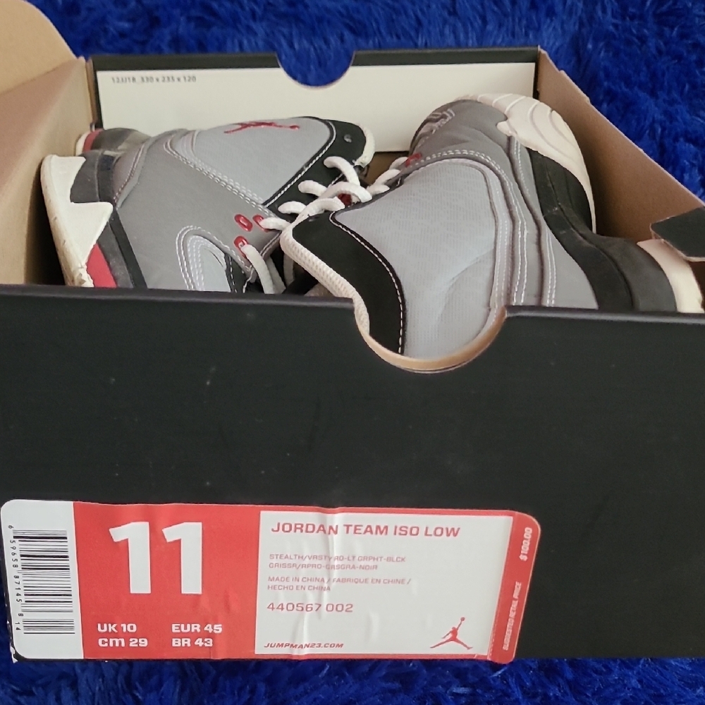 Mens Jordan ISO Low Shoes - Black and Gray